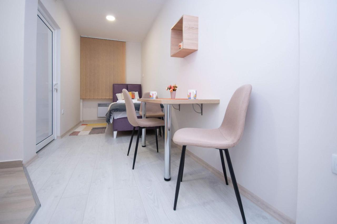 Cvetni Trg Hotel Belgrade Exterior photo